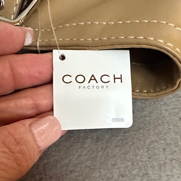 Coach F11201 Camel Tan Leather Shoulder Bag HML Lunch Tote New with Tags - Picture 11 of 16